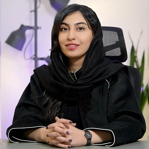 پرنیا میرباقری